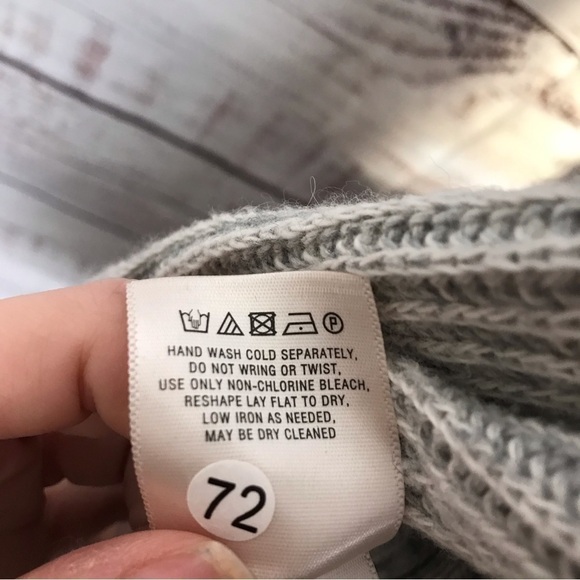 Anthropologie Moth oatmeal‎ long sleeve knit size medium tie knot front sweater - Picture 6 of 8